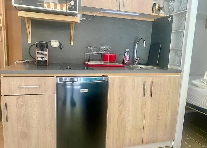 アパート Cosy, Terrasse, Parking A Carnoles *